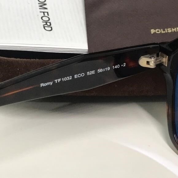 TF1031 52E - Picture 7 of 10